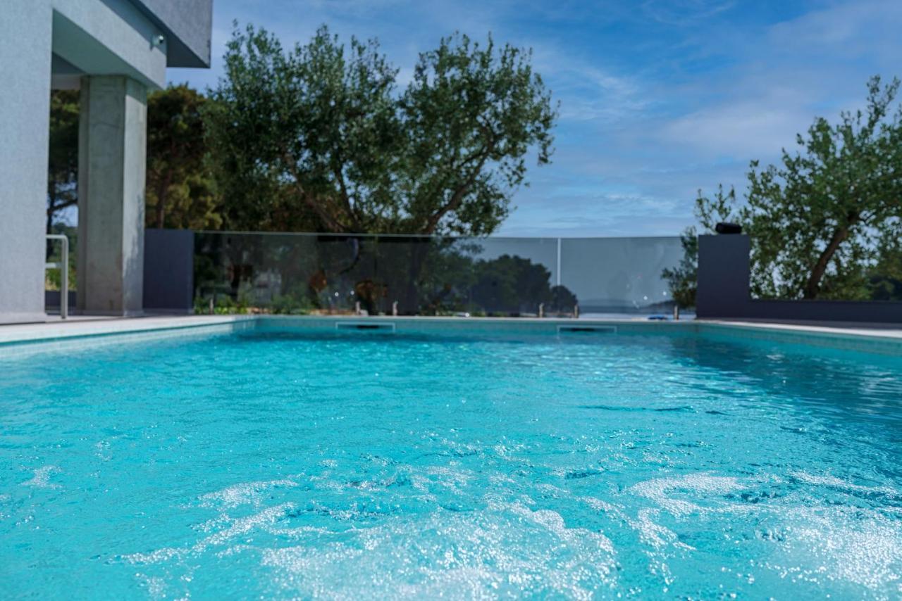 Villa Gray Tribalj Exteriér fotografie