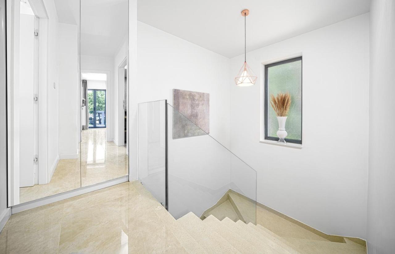 Villa Gray Tribalj Exteriér fotografie