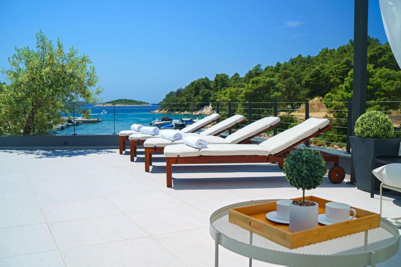 Villa Gray Tribalj Exteriér fotografie